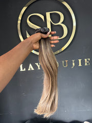 Rich Auntie Wefts